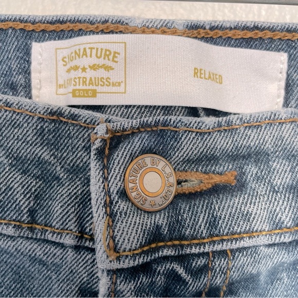 LEVI SIGNATURE GOLD MAN/WOMAN DISTRESSED GRUNGE LOOK LIGHT WASH JEANS 34/30 - Picture 10 of 10